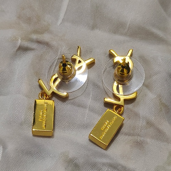 Saint Laurent Ysl Logo Diamond Pendant Earrings - Picture 6 of 6